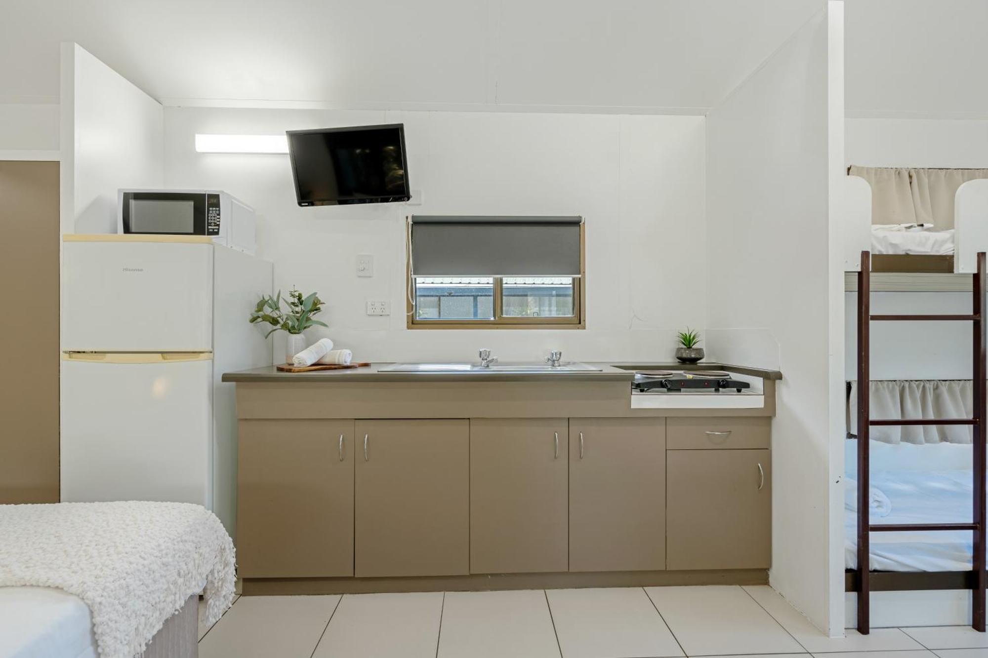 Tasman Holiday Parks - Cairns Cool Waters 외부 사진